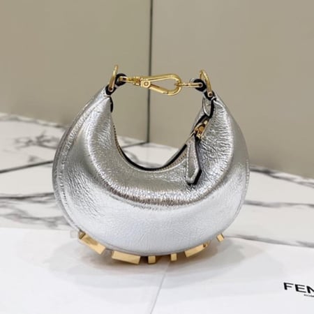 فندي مقاس 16.5 cm