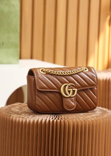 قوتشي مقاس 22 cm