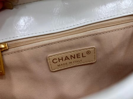 شانيل مقاس 21.5 cm