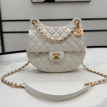شانيل مقاس 21.5 cm