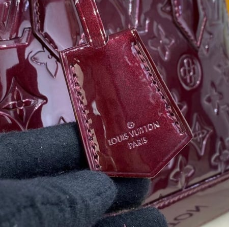 لوي فيتون مقاس 23.5 cm