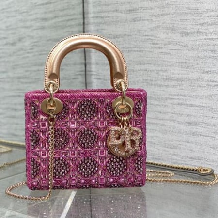 ليدي ديور مقاس 17 cm