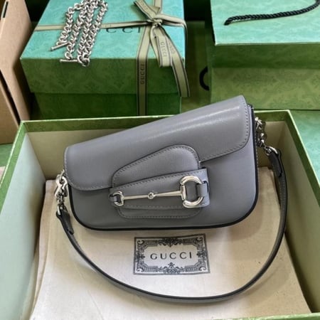 قوتشي مقاس 19.5 cm