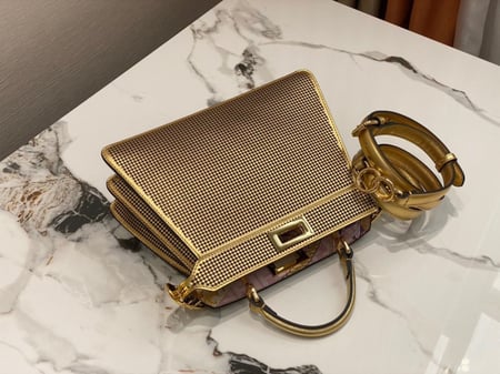 فندي بيكابو مقاس 20 cm