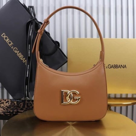 دولتشي اند غابانا مقاس 22 cm