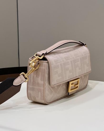 فندي باغيت مقاس 27 cm