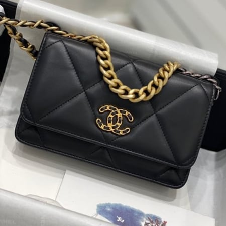 شانيل مقاس 19 cm