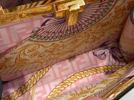 فندي بيكابو مقاس 20 cm