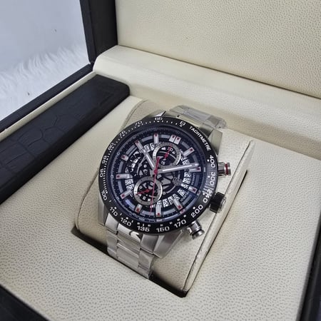 ساعة تاغ هوير كاريرا