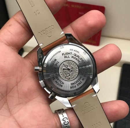 ساعة اوميغا كرونوغراف