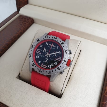 ساعة بريتلينغ breitling