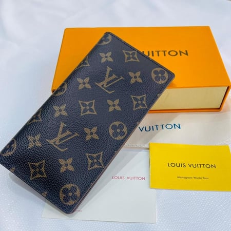 محفظة لويس فيتون LV