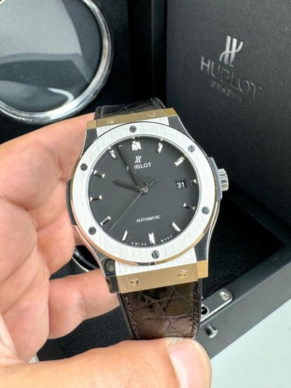 ساعة هوبلوت رجالي