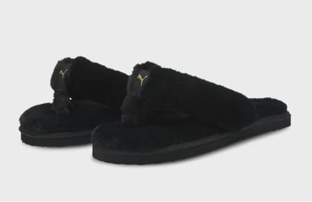 شبشب بشعار الماركة للنساء من بوما size-35.5 EU  .....
