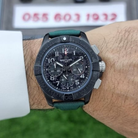 ساعة بريتلينغ افنجر كرونوغراف