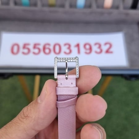 ساعة تشارلز اودين بانسى ريترو