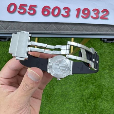 ساعة هوبلت كلاسيك فيوجن نسائية - بحجم صغير وإطلالة أنيقة