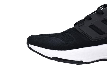 Adidas Ultra Boost 22