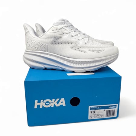 HOKA Clifton 9