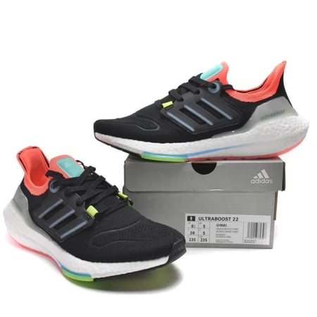 Adidas Ultra Boost 22