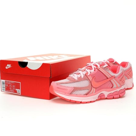 Nike Air Zoom Vomero 5