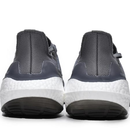 Adidas Ultra Boost 22