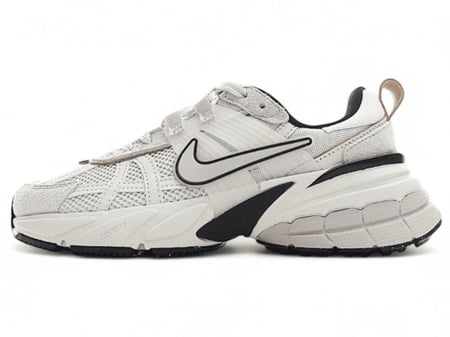 NIKE V2K RUN