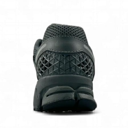 Nike Air Zoom Vomero 5