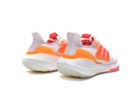Adidas Ultra Boost 22