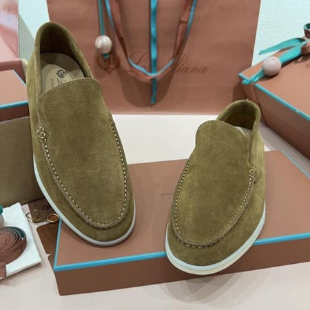 كاجوال Loro Piana