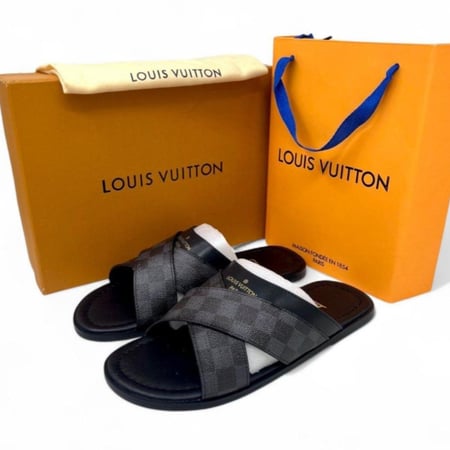 نعال رجالي LOUIS VUITTON
