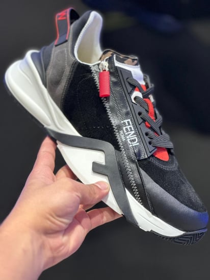 كاجوال FENDI