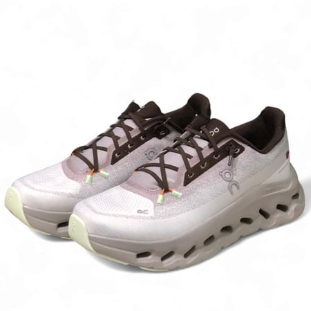 حذاء  ON Cloudtilt