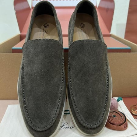 كاجوال Loro Piana
