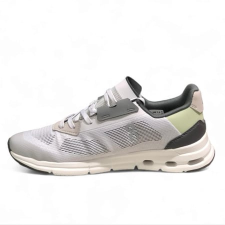 حذاء  On Cloudrift