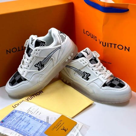 كاجوال LOUIS VUITTON