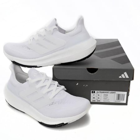 Adidas Ultra Boost 23