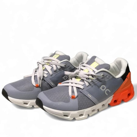 حذاء  On Cloudflyer 4