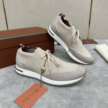 كاجوال Loro Piana