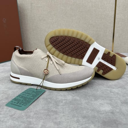 كاجوال Loro Piana