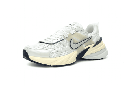NIKE V2K RUN
