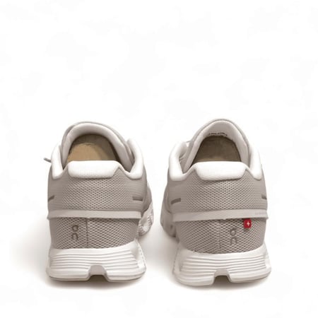 حذاء On Cloud x5