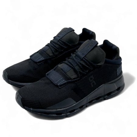 حذاء اون راننق كلاودنوفا اسود نسائي- أحذية اون راننج من كلاسي لوك