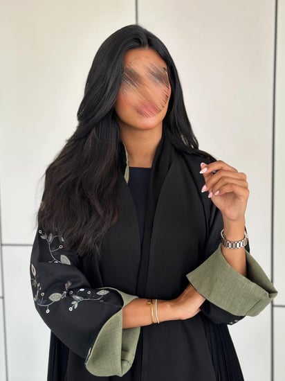 كسرات جوانب كلوش- الكم تطريز زيتي