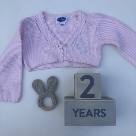 اطقم من الصوف المحبوك