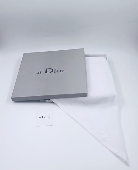 غترة بيضاء الديار