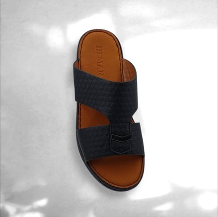 نعال رجالي قطري