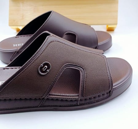 حذاء بدون اصبع