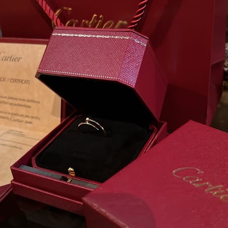 خاتم جست ان كلو