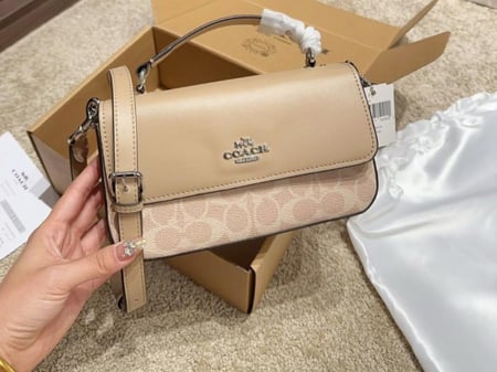 شنطه كوتش| coach